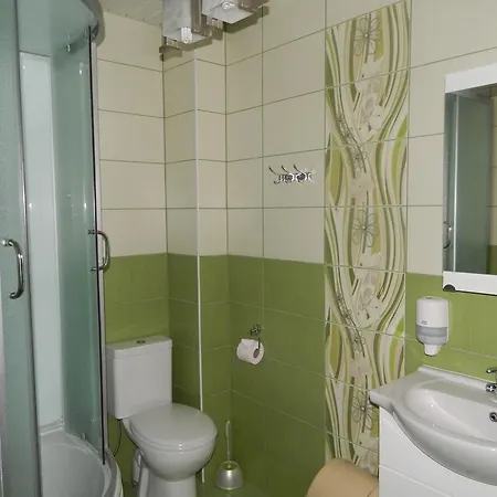 Greta Konukevi 3*